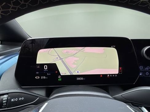 Certified 2025 Chevrolet Equinox EV LT w/ Convenience Package image 15