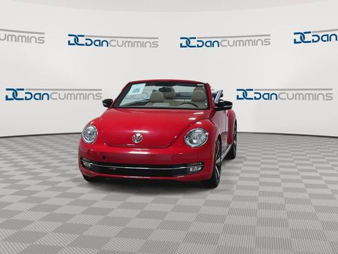 Used 2013 Volkswagen Beetle Turbo 60's Edition FWD image 3