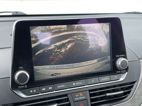 Used 2023 Nissan Altima 2.5 SV image 24