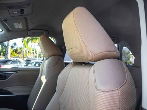 Certified 2025 Toyota RAV4 LE image 14