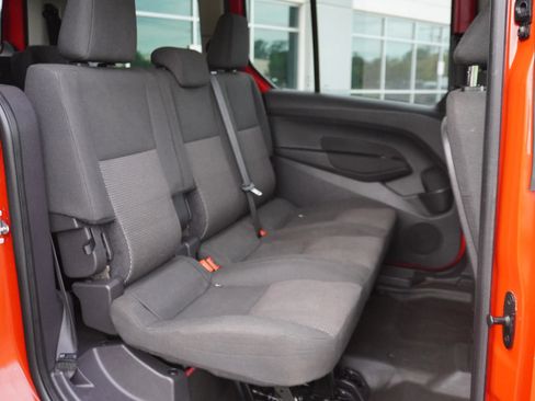 Used 2015 Ford Transit Connect XL FWD image 13