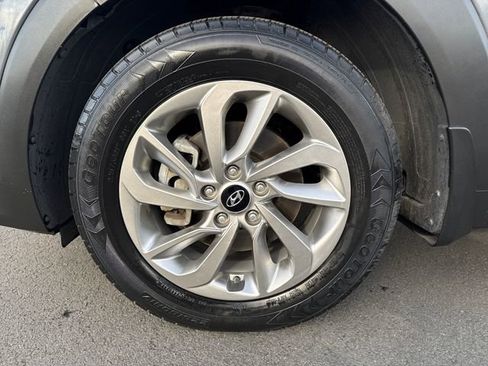 Used 2017 Hyundai Tucson SE image 27