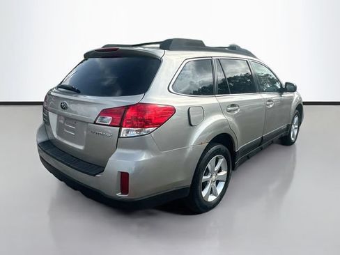 Used 2014 Subaru Outback 2.5i AWD/4WD image 6