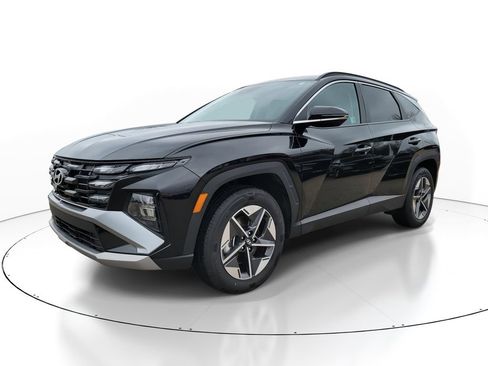 Used 2025 Hyundai Tucson SEL image 2
