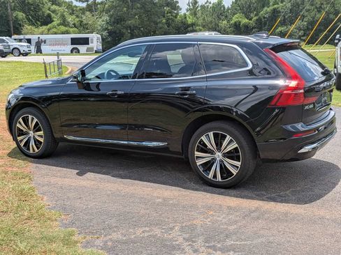 Used 2023 Volvo XC60 B5 Plus w/ Climate Package AWD/4WD image 4
