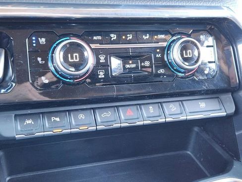 Used 2024 GMC Sierra 1500 Denali w/ Denali Reserve Package image 19