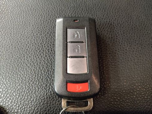 Used 2024 Mitsubishi Outlander Sport SE image 32