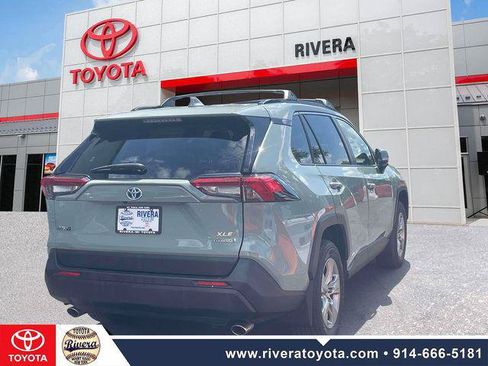 Certified 2023 Toyota RAV4 XLE w/ Convenience Package AWD/4WD image 6