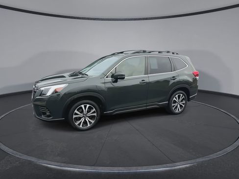 Used 2023 Subaru Forester Limited image 5