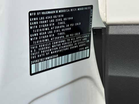 Used 2022 Volkswagen Taos SE image 28