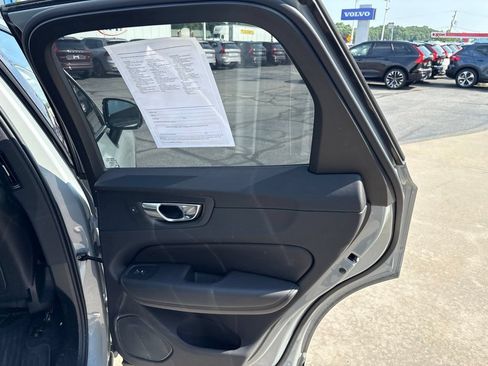 Certified 2025 Volvo XC60 T8 Plus w/ Protection Package Premier AWD/4WD image 34