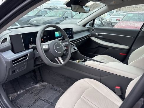 Used 2024 Hyundai Sonata SEL image 17