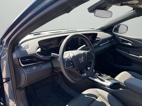 New 2026 Buick Envista Sport Touring w/ Convenience II Package FWD image 28