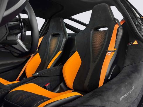 New 2026 McLaren 750S image 18