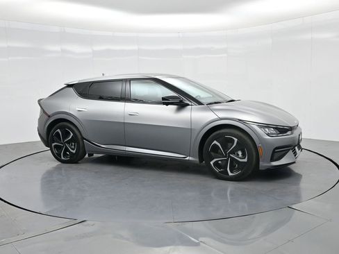 Used 2023 Kia EV6 GT-Line w/ GT-Line Suede Seat Package image 17