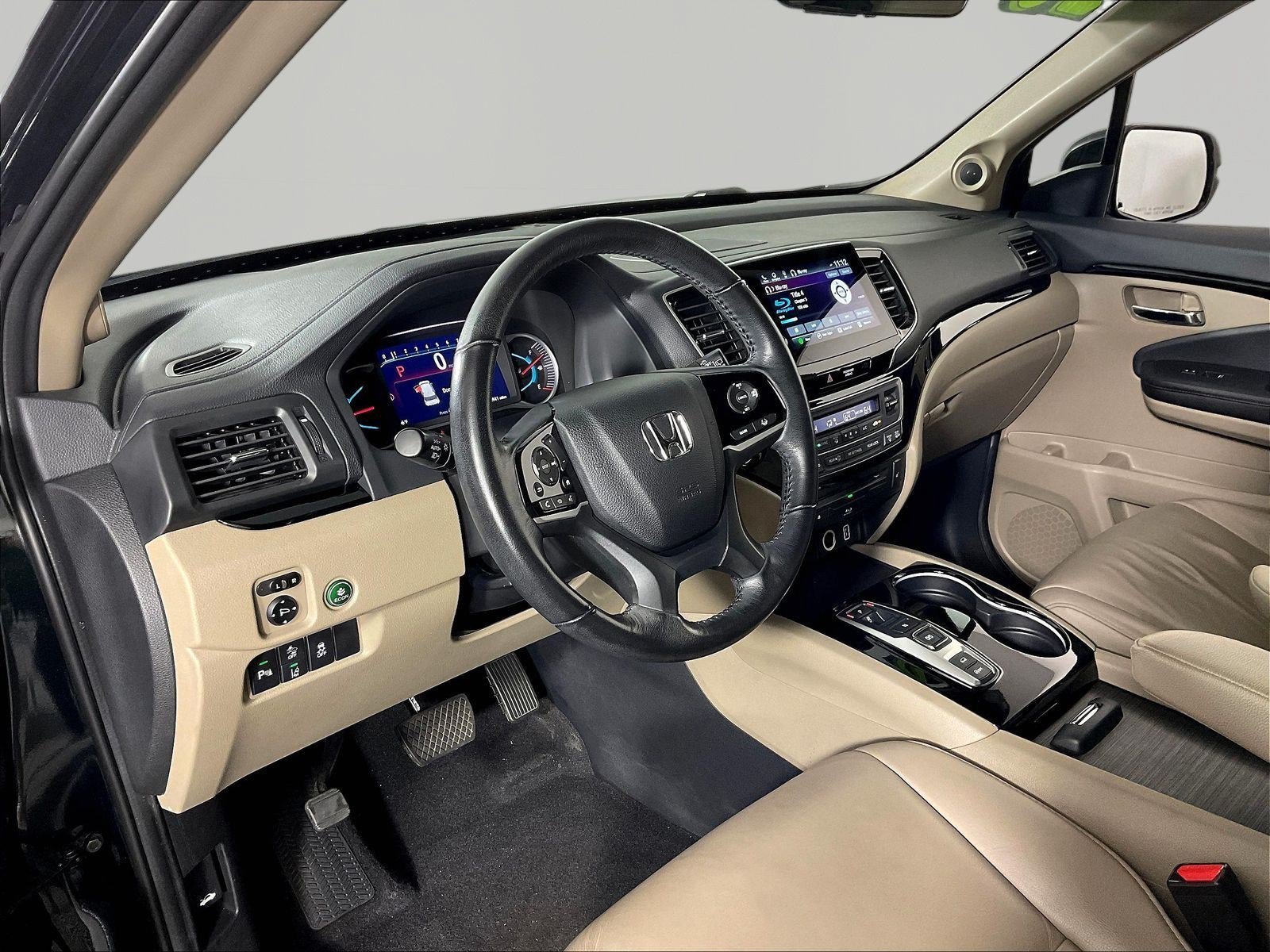 Used 2020 Honda Pilot Touring image 17