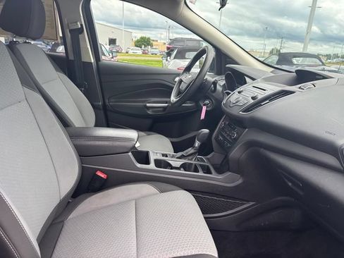 Used 2017 Ford Escape SE FWD image 21