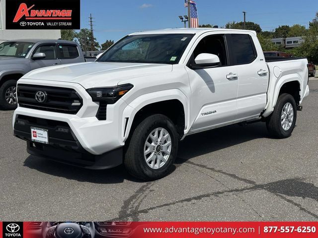 Used 2026 Toyota Tacoma SR5 RWD image 4