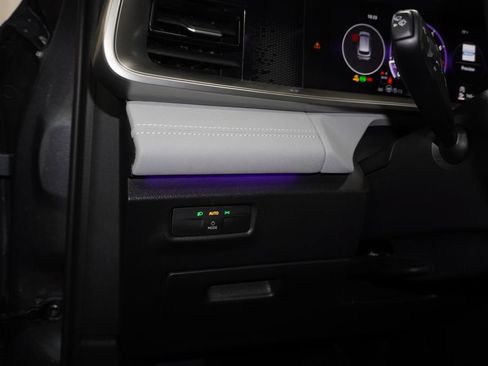Certified 2026 Volkswagen Tiguan SE AWD/4WD image 22