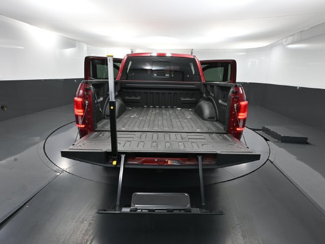 Used 2019 Ford F150 Platinum w/ Equipment Group 701A Luxury AWD/4WD image 36