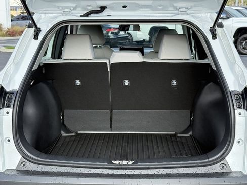 Certified 2025 Toyota Corolla Cross L image 20