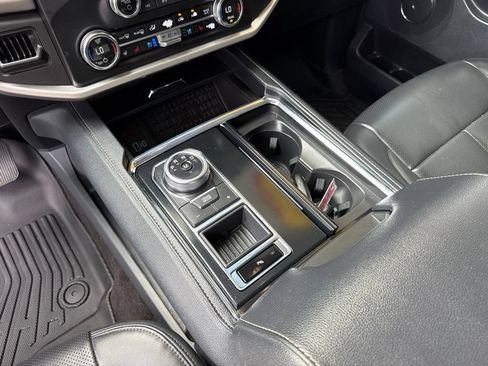 Used 2023 Ford Expedition XLT RWD image 20