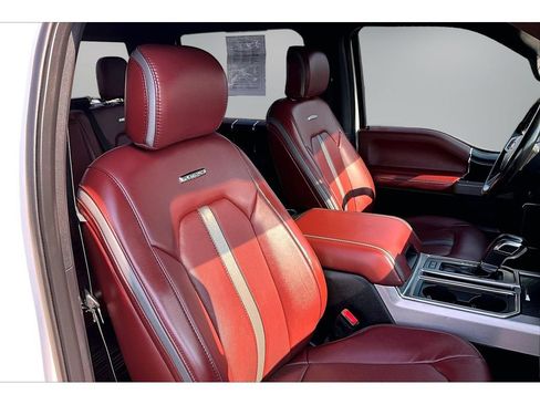 Used 2019 Ford F150 Platinum w/ Equipment Group 701A Luxury AWD/4WD image 25