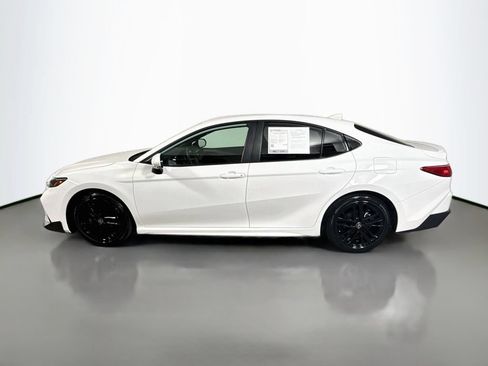 Certified 2026 Toyota Camry SE FWD image 4
