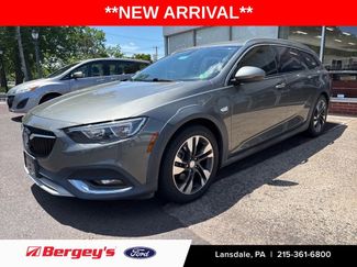 Used 2018 Buick Regal Essence w/ Sights and Sounds Package AWD/4WD video 1