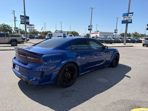 Used 2022 Dodge Charger SRT Hellcat w/ SRT Black Package RWD image 5