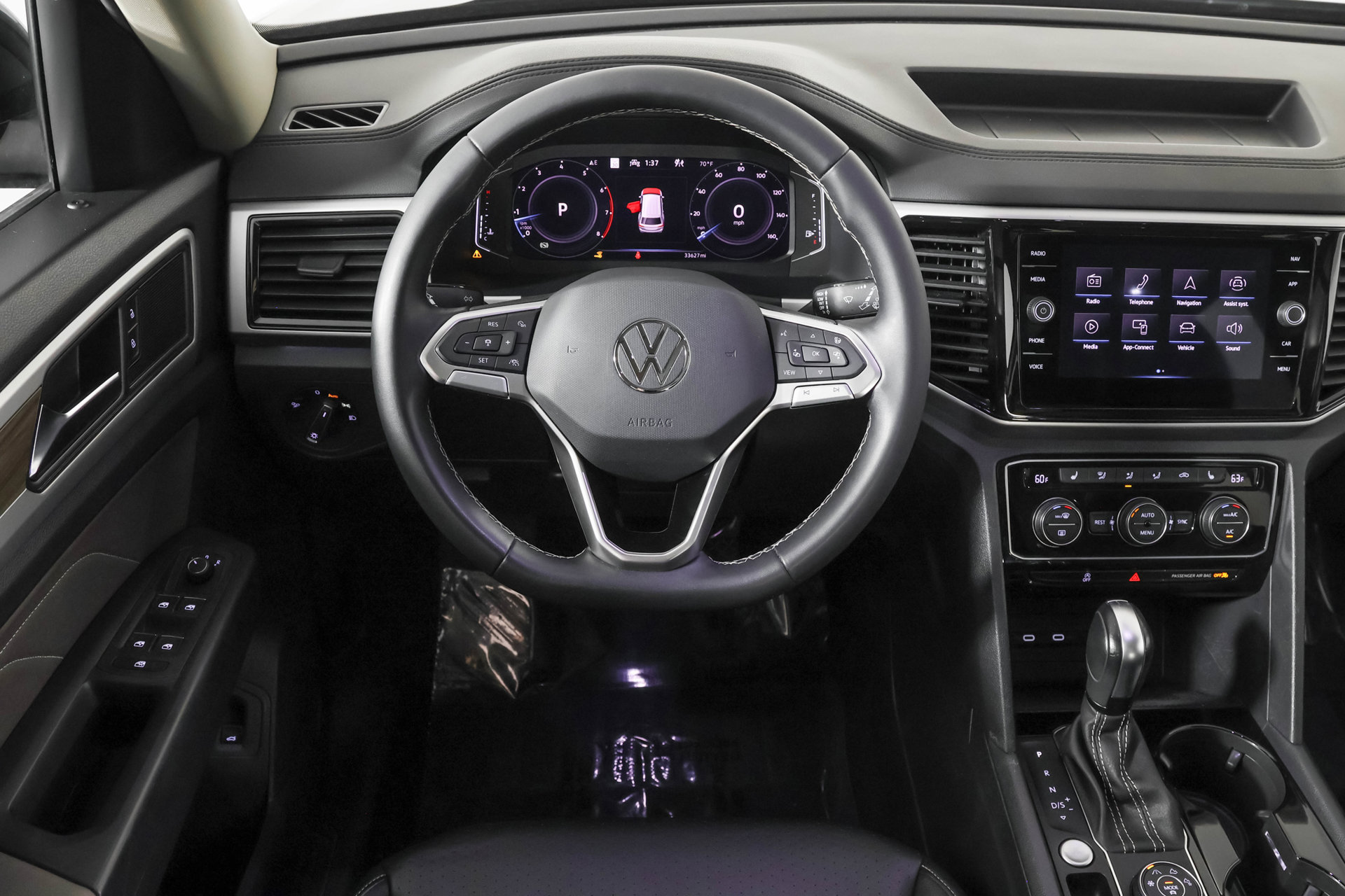 Certified 2023 Volkswagen Atlas SEL AWD/4WD image 40
