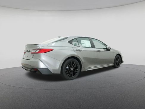 New 2026 Toyota Camry SE image 25