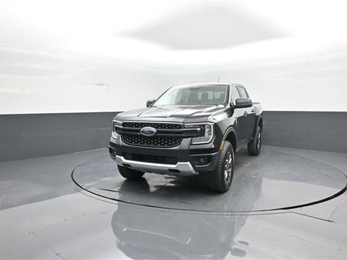 New 2025 Ford Ranger XLT w/ Equipment Group 301A High image 3