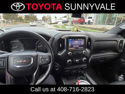 Used 2021 GMC Sierra 1500 AT4 w/ Technology Package image 4