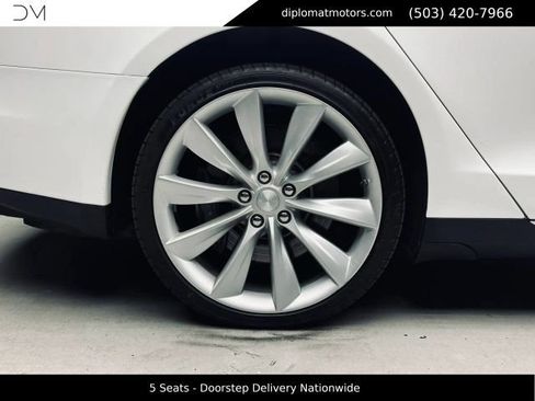 Used 2012 Tesla Model S Performance RWD image 40