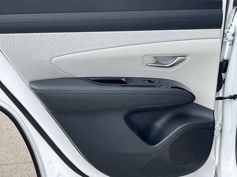 New 2026 Hyundai Tucson Limited FWD image 20