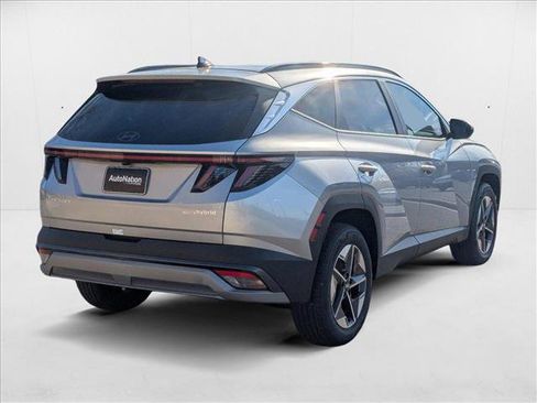 New 2025 Hyundai Tucson SEL image 2
