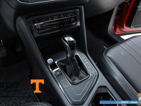 Used 2022 Volkswagen Tiguan SE image 63