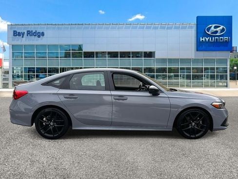 Used 2024 Honda Civic Si image 2