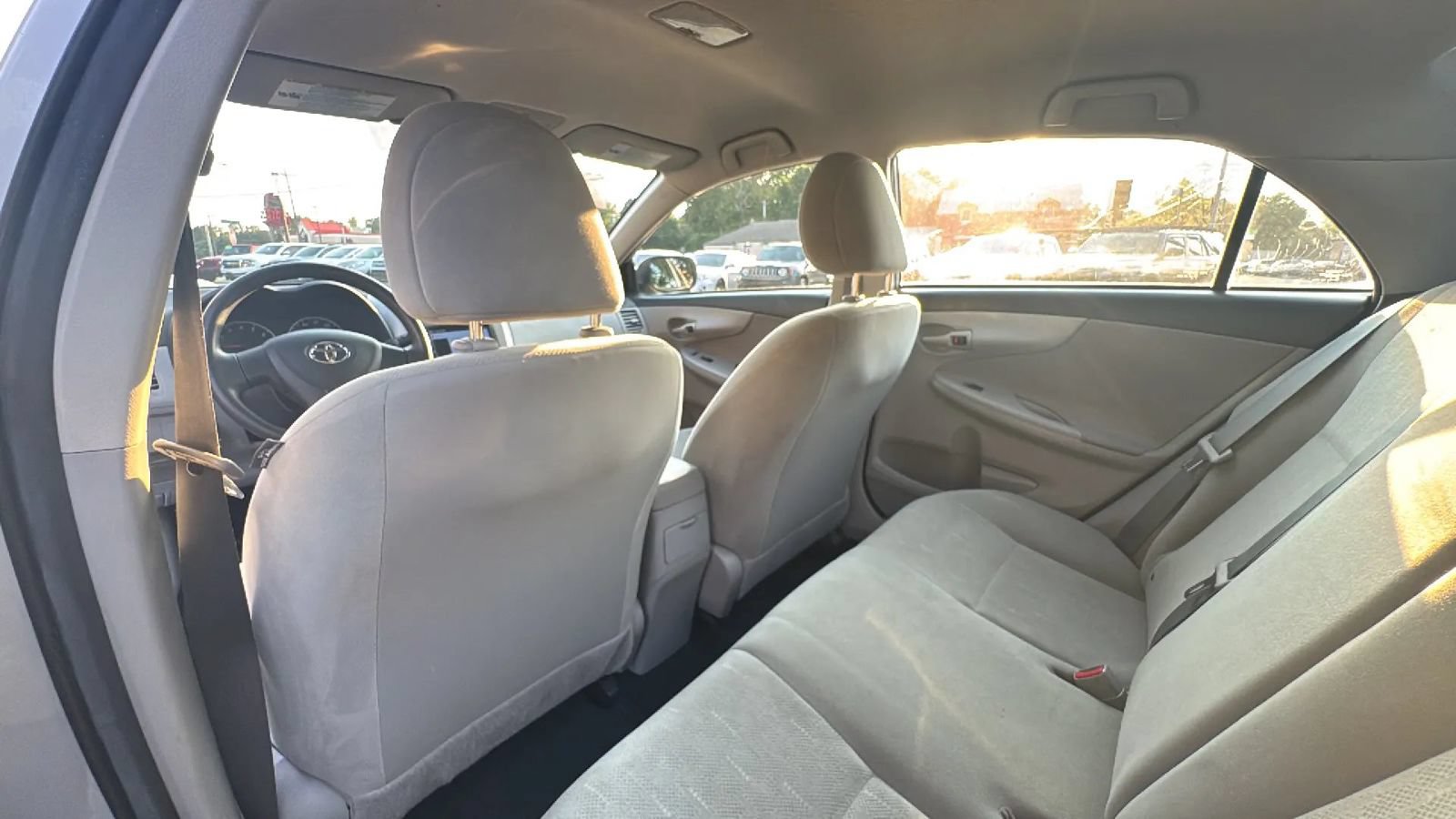 Used 2013 Toyota Corolla L FWD image 14