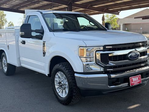 Used 2022 Ford F250 XL w/ STX Appearance Package RWD image 7