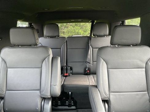 Used 2025 Chevrolet Tahoe LT w/ Comfort Package AWD/4WD image 31