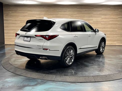 Used 2024 Acura MDX SH-AWD w/ Technology Package image 22