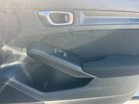 Used 2024 Honda Civic Sport image 17