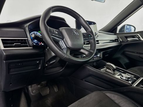 Used 2023 Mitsubishi Outlander Ralliart image 22