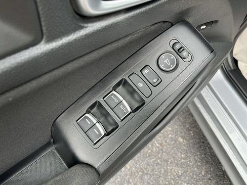 Used 2023 Honda Civic Sport image 17