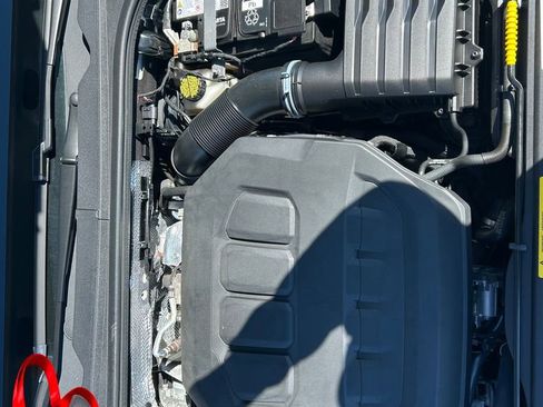 Used 2024 Volkswagen Golf R image 30