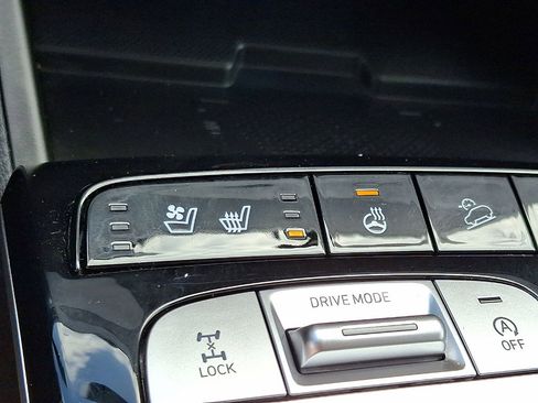 Certified 2024 Hyundai Tucson Limited image 19