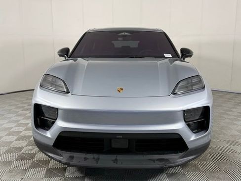 Used 2025 Porsche Macan 4S Electric AWD/4WD image 12