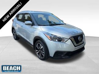 Used 2019 Nissan Kicks SV video 1